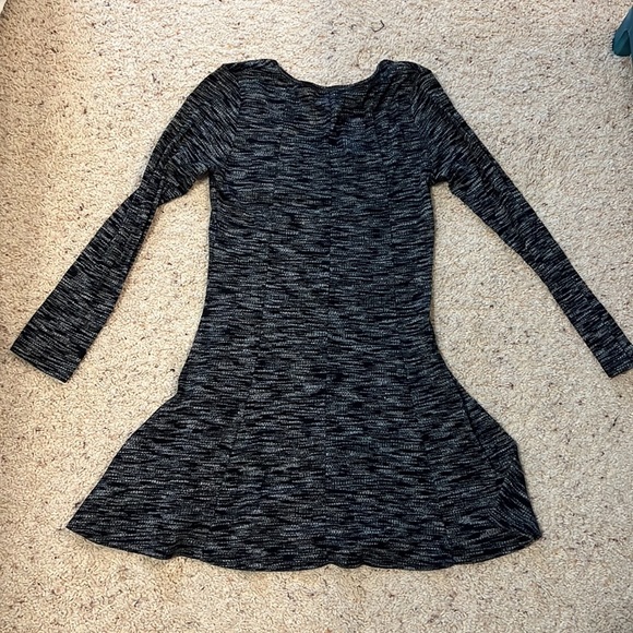 Scoop neck mini sweater dress - Picture 3 of 3